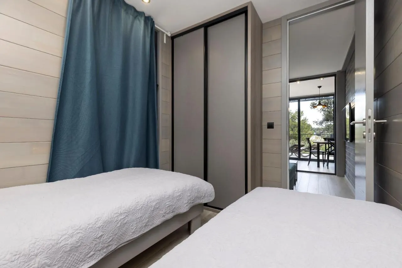 Living Point Mobile Homes Mali Lošinj